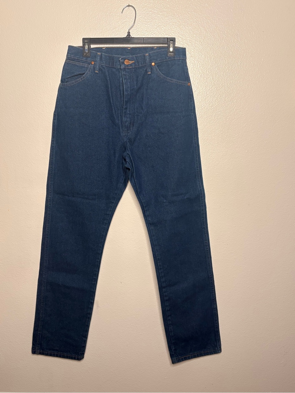 Wrangler women’s Straight Jeans in Deep Blue Denim size 13x34